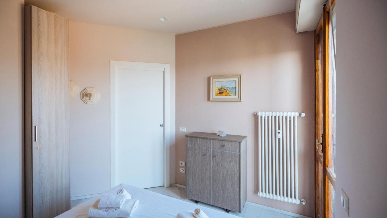Maison Olga - Incantevole Nuovo Trilocale Vista Mare Con Parcheggio Borghetto Santo Spirito Eksteriør billede