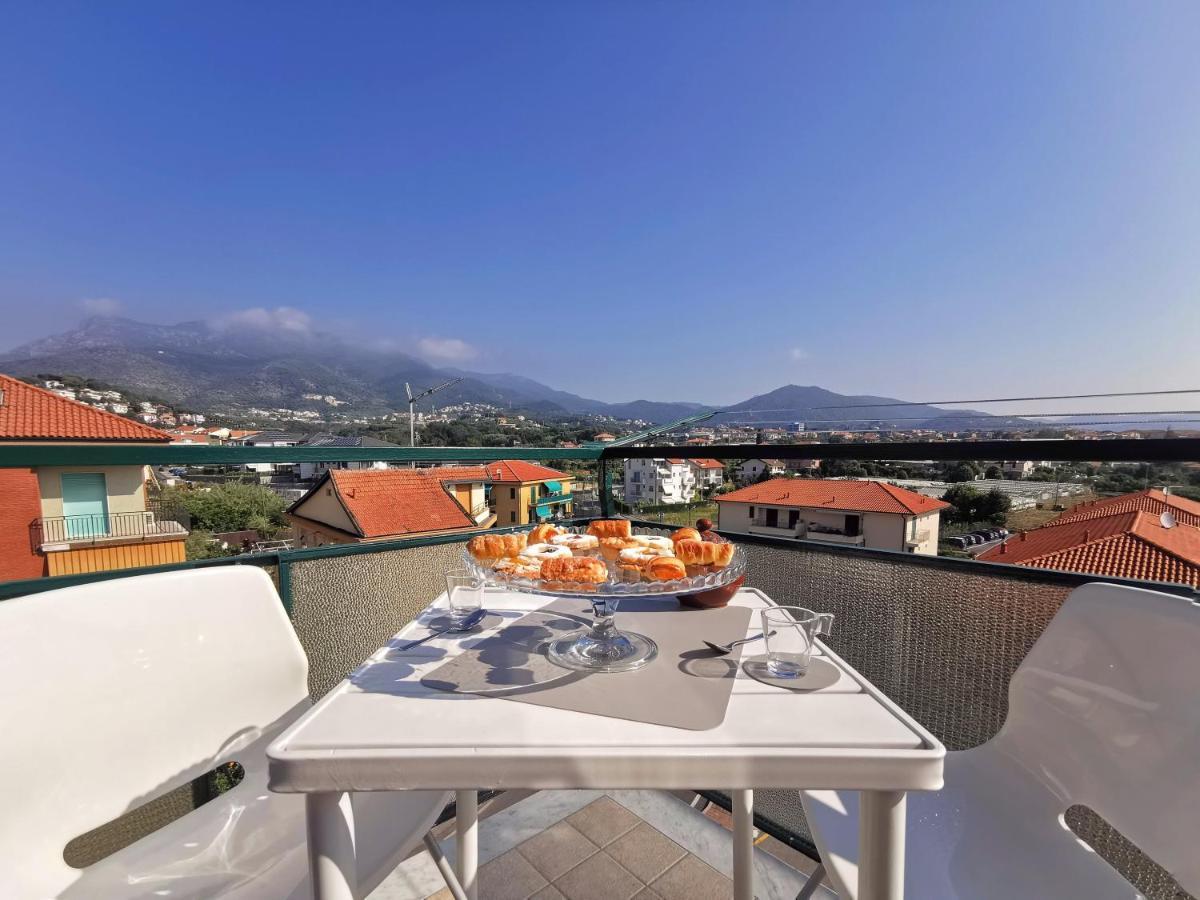 Maison Olga - Incantevole Nuovo Trilocale Vista Mare Con Parcheggio Borghetto Santo Spirito Eksteriør billede